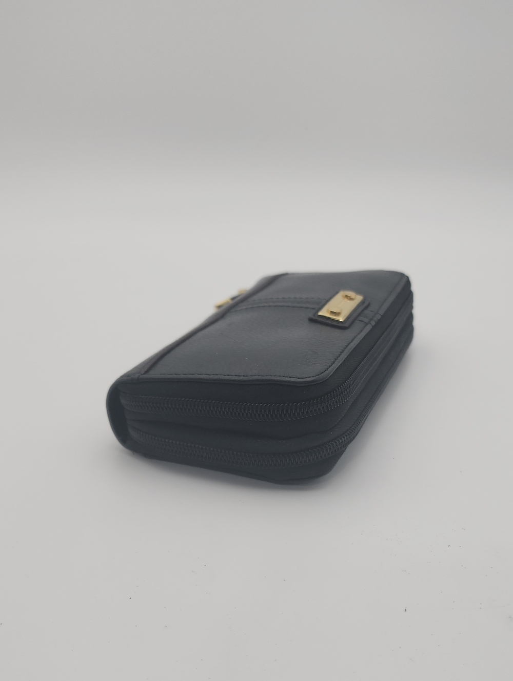 Tignanello Black Leather Continental Zipper Wallet - Picture 7 of 13